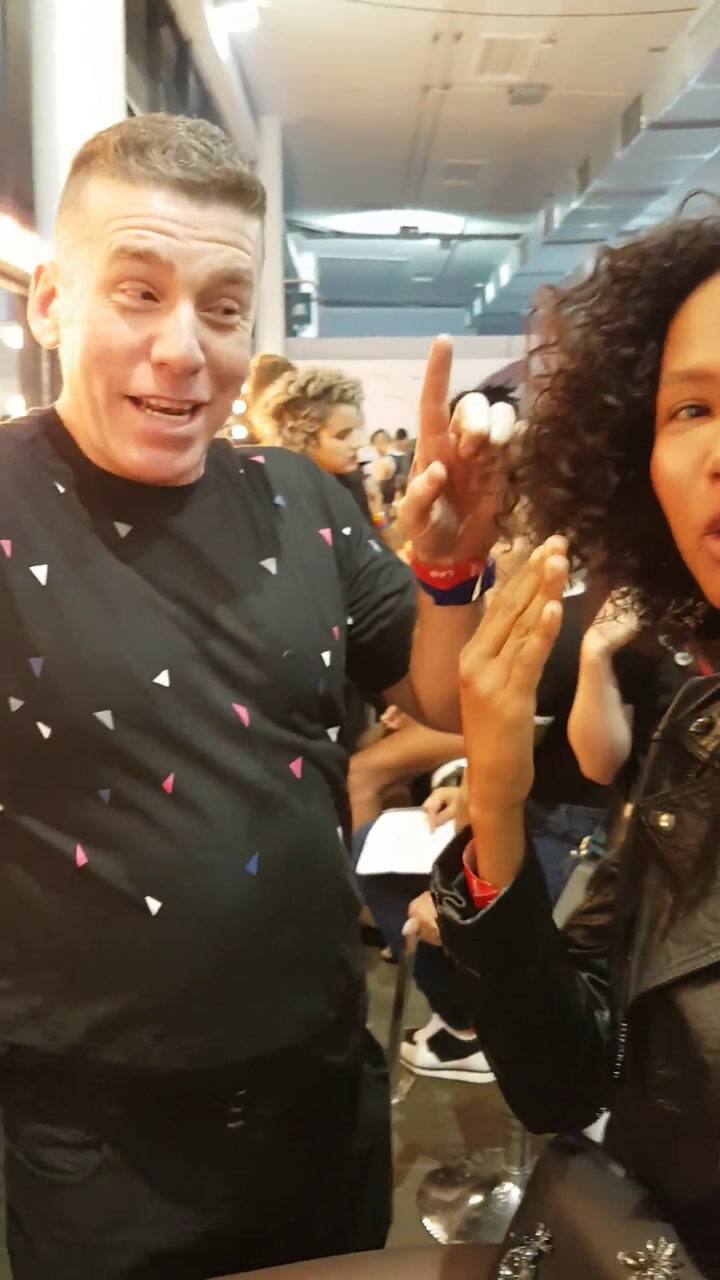 Backstage de maquillaje para el desfile de LAB en San Pablo Fashion Week