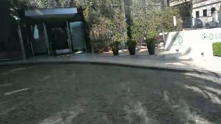 La evacuación dentro del hotel Four Seasons