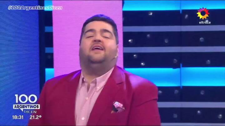 La coreografía de Darío Barassi al ritmo de Mi bebito fiu fiu