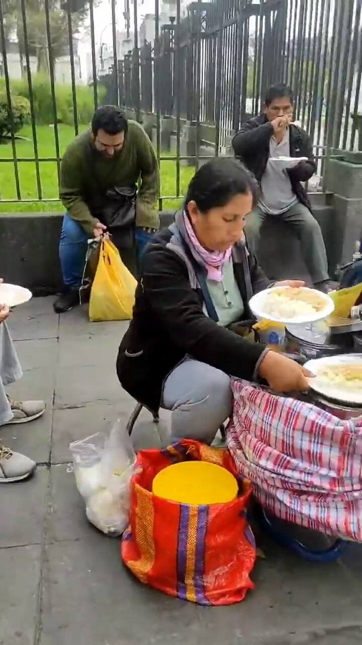 Así es la innovadora idea de una comerciante de Perú que causó debate en redes