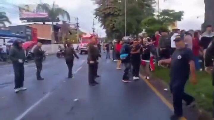 Monster Truck en Colombia: un camión fuera de control atropelló a 40 personas y mató a tres