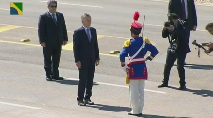Arribo de Mauricio Macri al Palacio de Planalto, Brasilia - Fuente: Casa Rosada