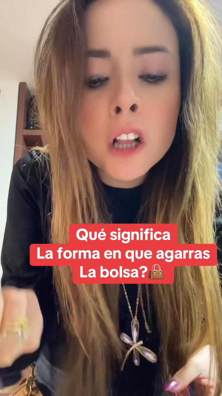 #Bolso #Lenguajecorporal Que Significa La Forma Es Que Que Te Pones La Bolsa
