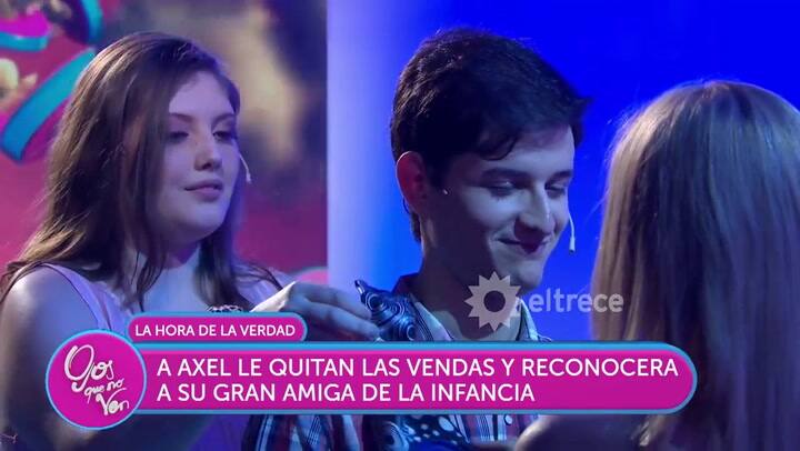 Ojos que no ven: ¿amor entre desconocidos?