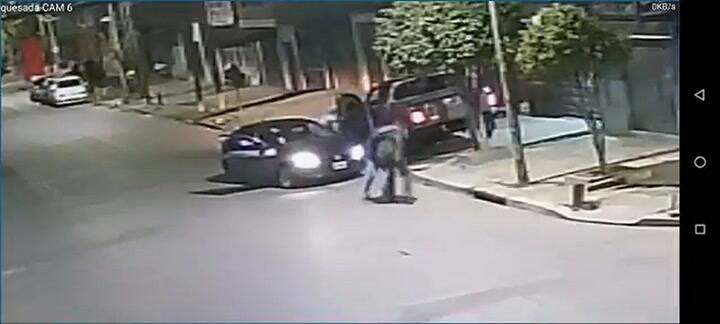 Un policía federal se defendió a los tiros de un robo en Ingeniero Budge