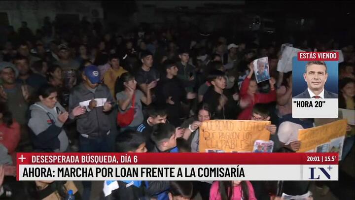 Marcha Frente A La Comisaria