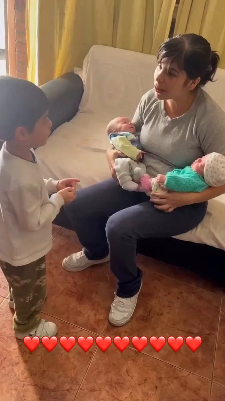 Beto Casella presentó a sus nietos