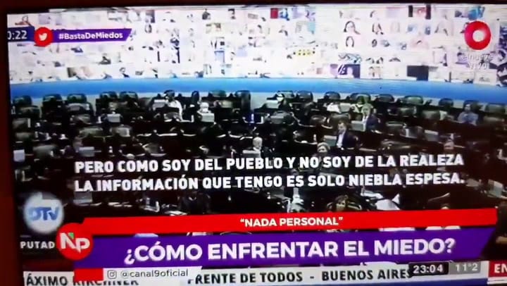 El mensaje sugestivo a la audiencia que apunta hacia 'los que tienen el poder' - Fuente: El Nueve