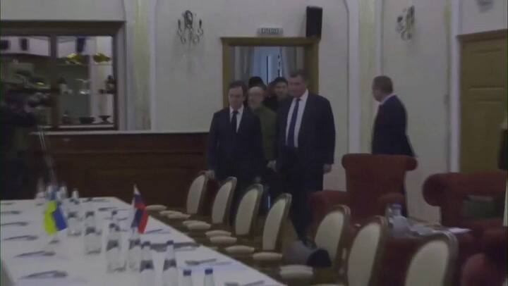 Comienzan las negociaciones entre Ucrania y Rusia