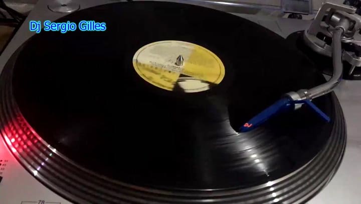 Alphonso S'Entrega - 'El manisero' - Fuente: YouTube