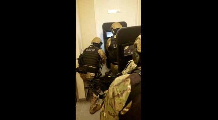 Un hombre se atrincheró en su departamento de Puerto Madero