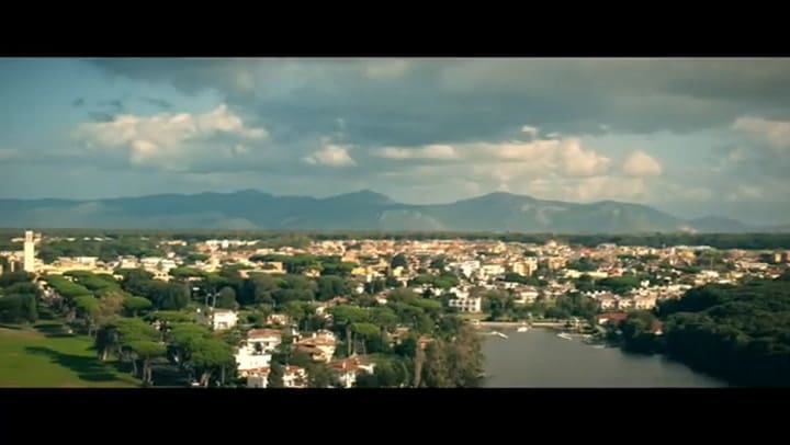 Adoración, tráiler