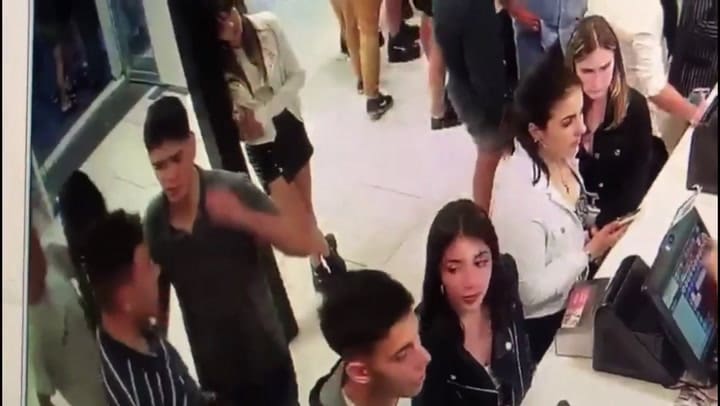 Más videos del sospechoso número 11