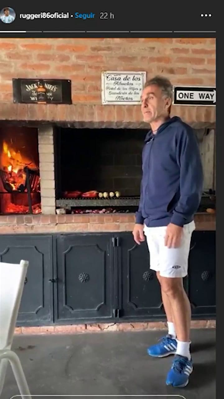 La indignación de Ruggeri en un asado familiar - Fuente: Instagram