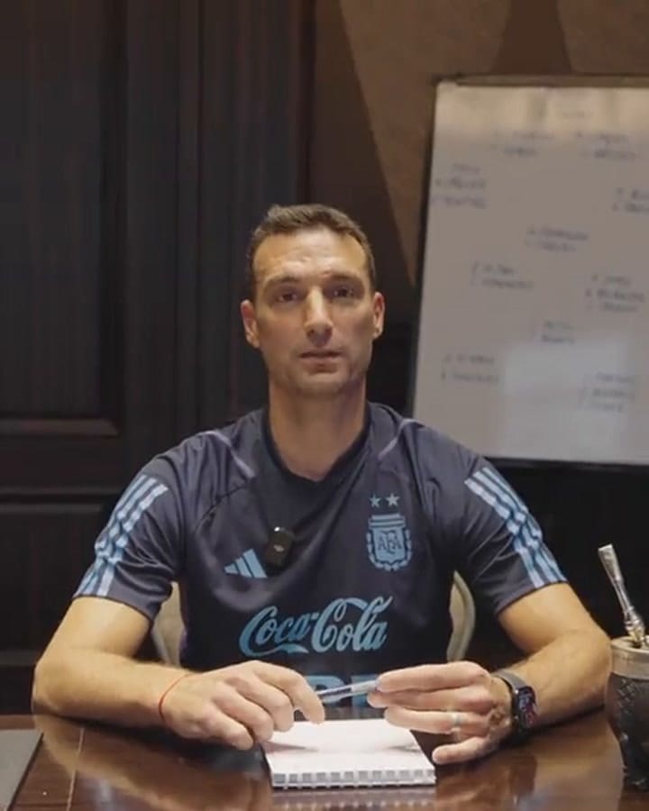 Así anunciaba Scaloni hace 3 años los convocados para Qatar