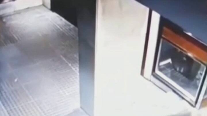 Recoleta: la encargada de un edificio fue brutalmente golpeada por la esposa de un diplomático