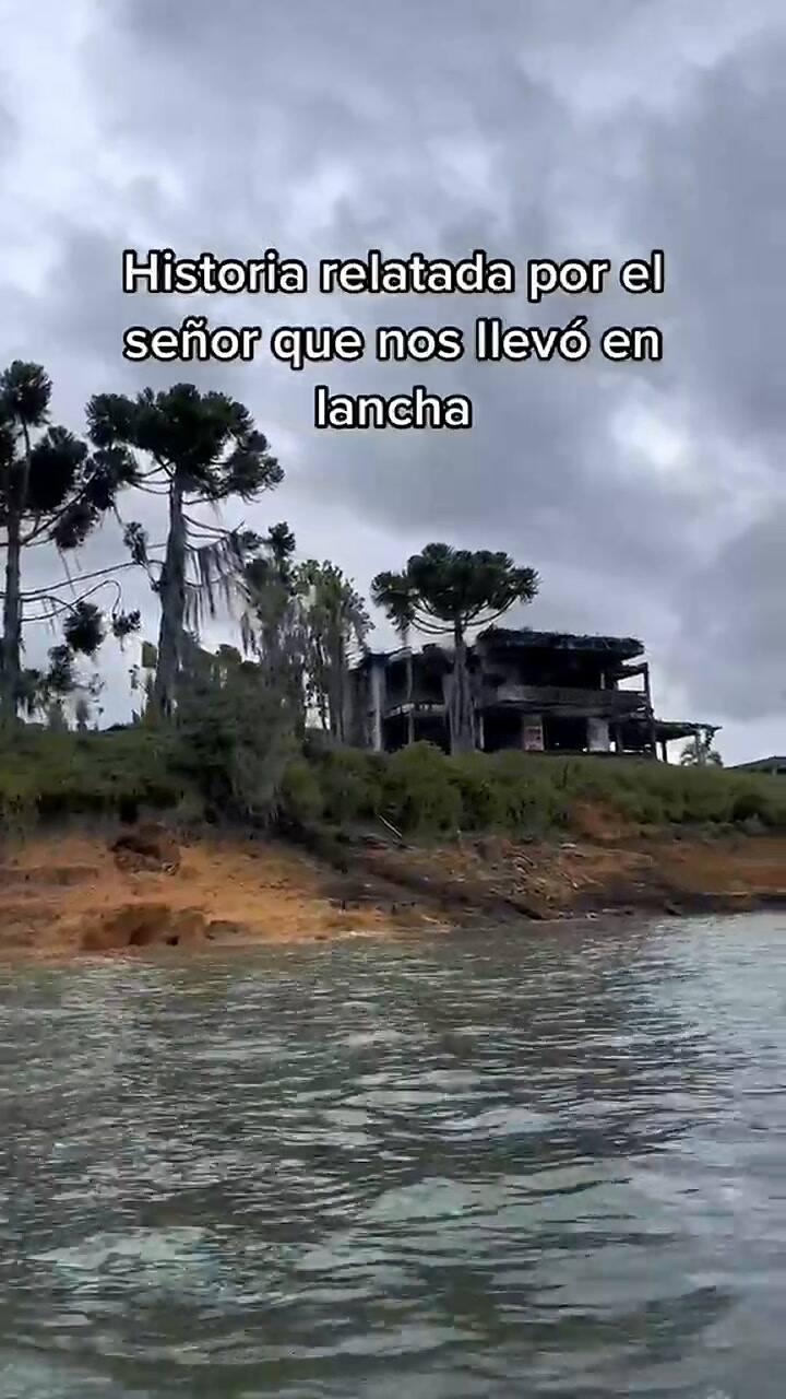 Así es la mansión en ruinas de Pablo Escobar, desde la vista de un tiktoker