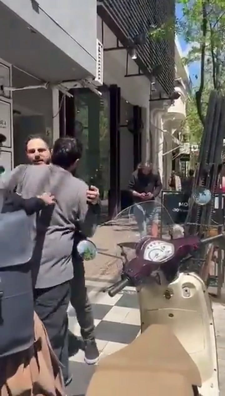 Snaptwitter Ekph9d0hwbcpo2az.mp4