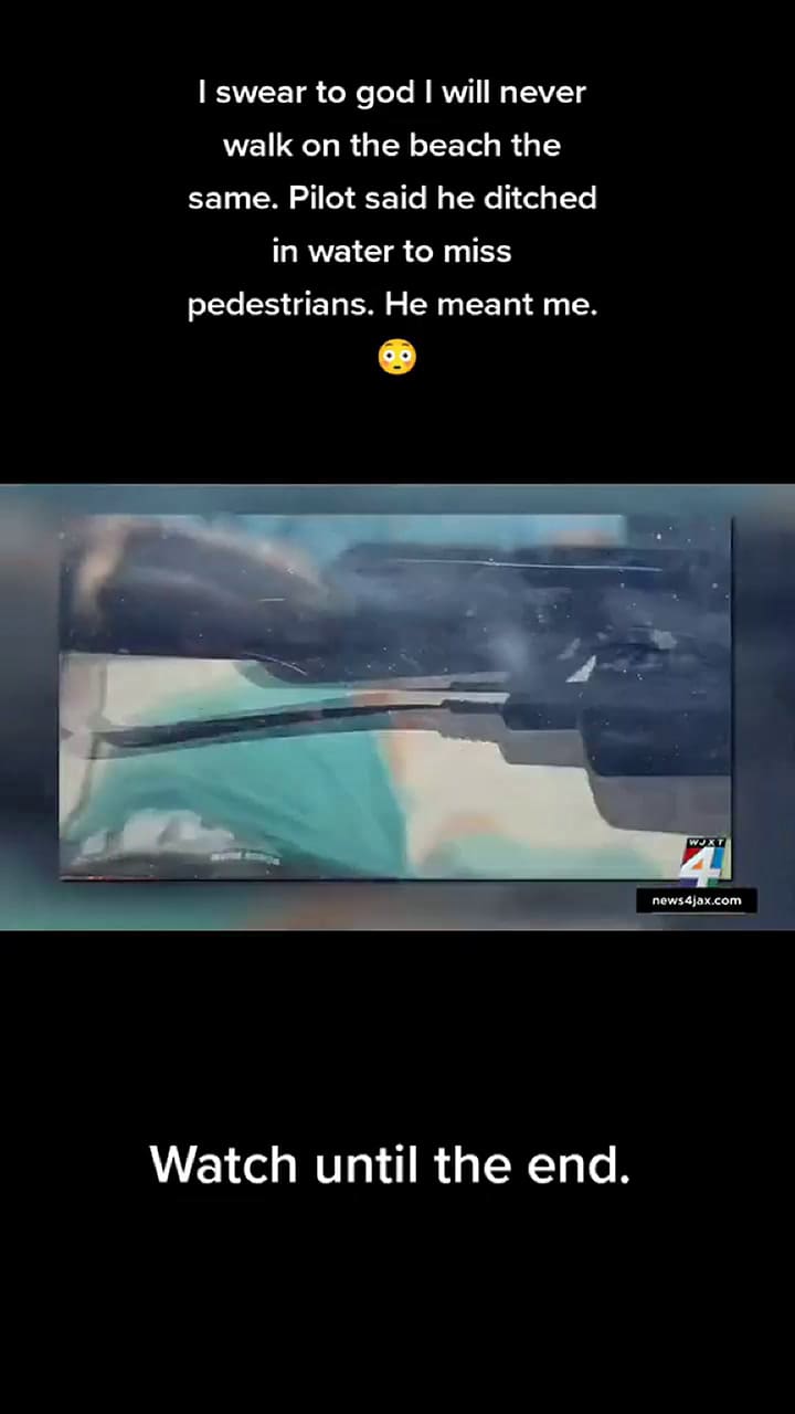 Usaba su detector de metales en una playa de Florida cuando un avión se estrelló al lado suyo