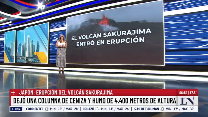 Imponente erupcion de un volcan en Japon