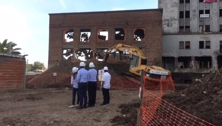 Así fue el derrumbe del Elefante Blanco