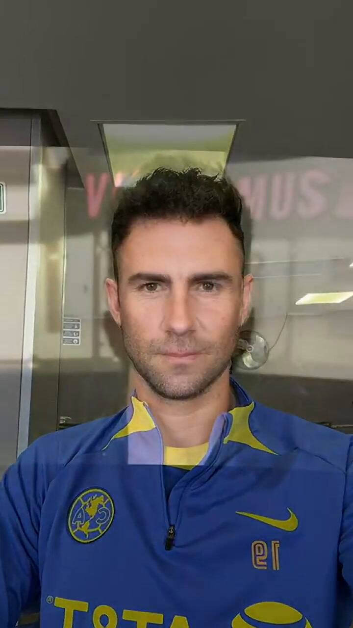 Miguel Layún responde a confusión con Adam Levine