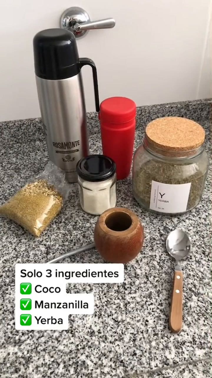 Cómo preparar un mate antiinflamatorio con coco y manzanilla