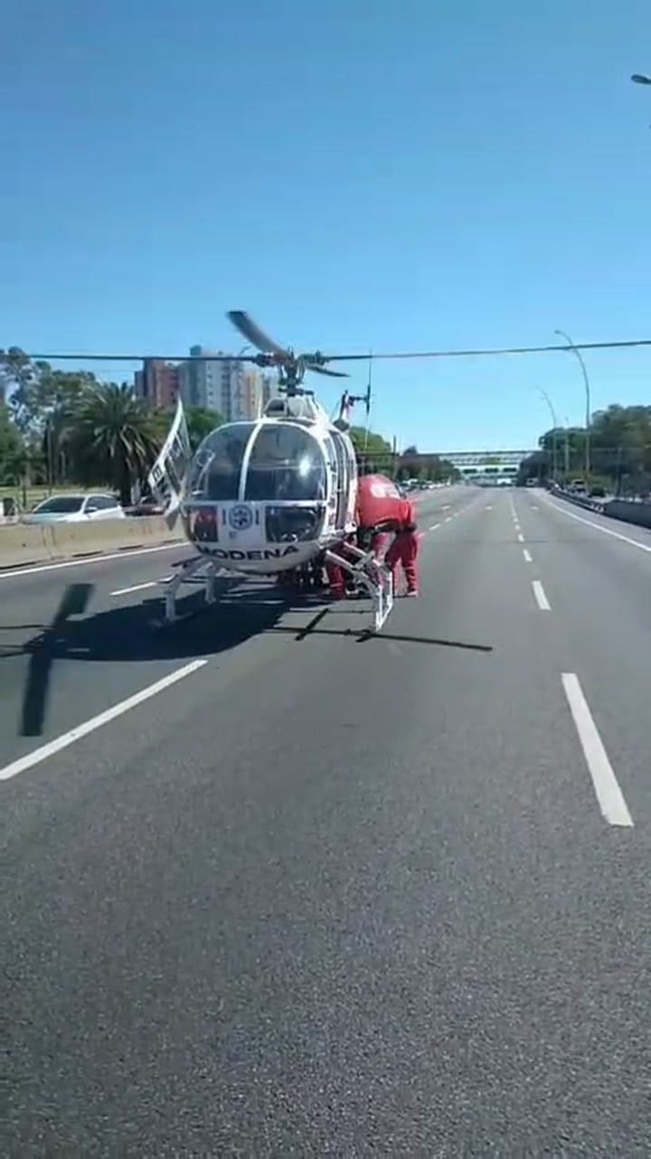 Tres autos chocaron en la avenida General Paz