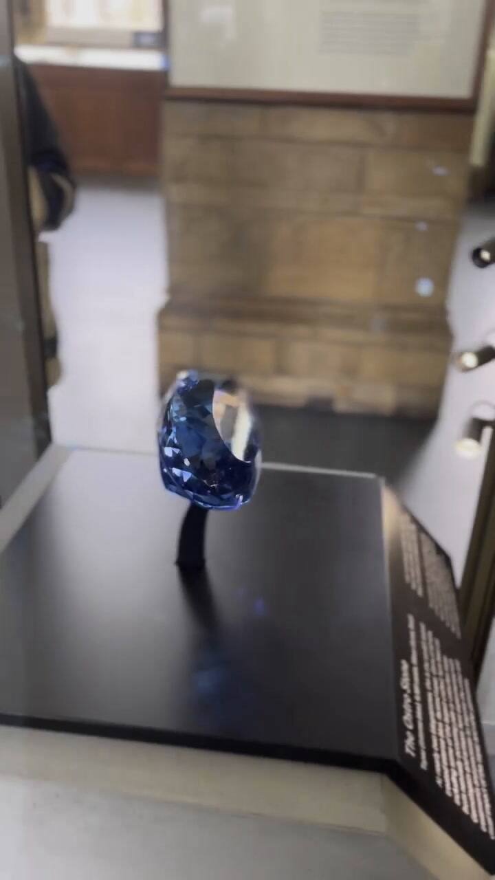 La gema de topacio de Ostro, la más grande de su tipo, en el Museo de Historia Natural de Londres