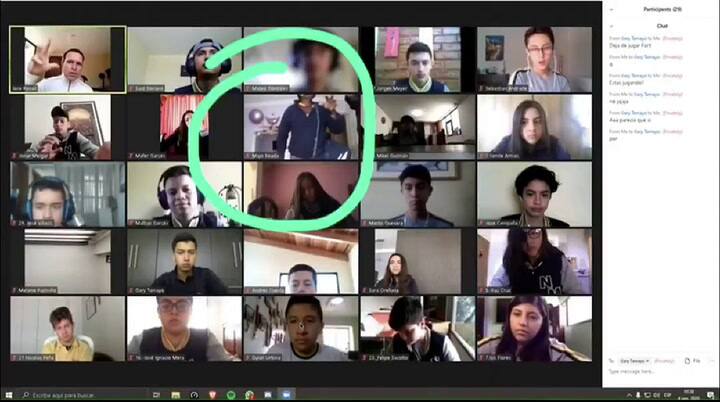 Entran a robar mientras está en una clase en Ecuador y la cámara registra el hecho