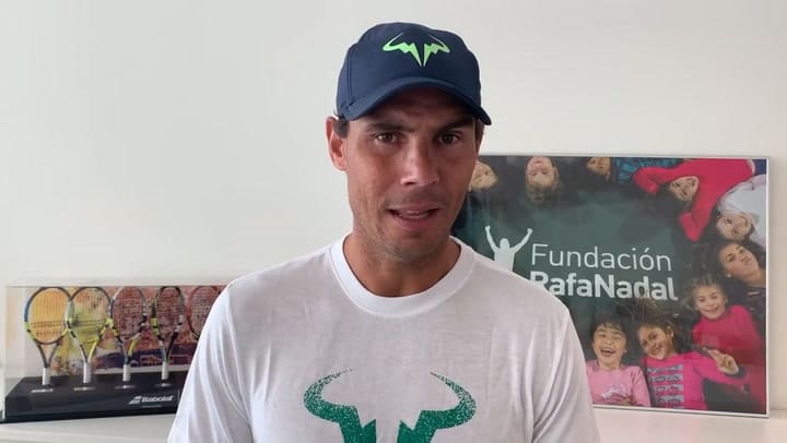 Rafael Nadal anunció a través de su cuenta de Instagram el parate por esta dolencia