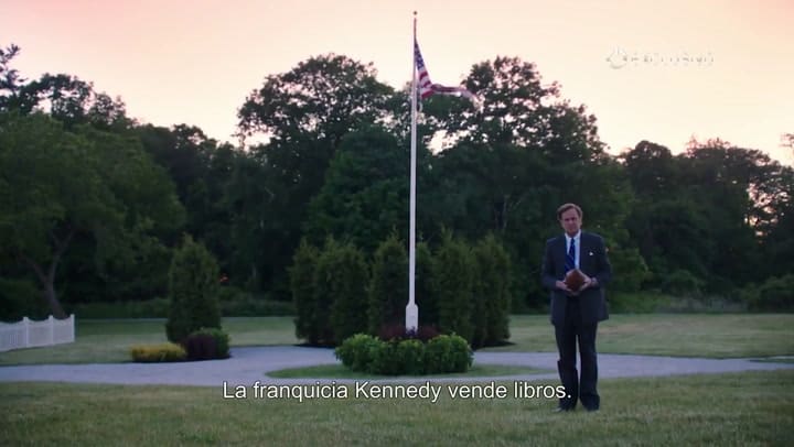 Katie Holmes como Jackie Kennedy en After Camelot - Fuente: OnDIRECTV