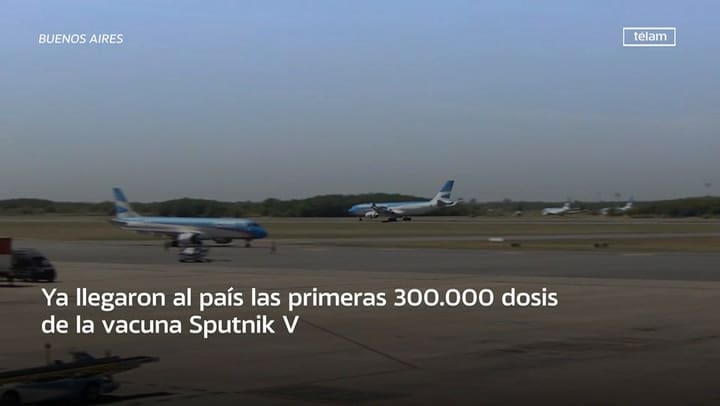 Ya llegaron al país las primeras dosis de la vacuna Sputnik V contra el coronavirus - Fuente: Télam