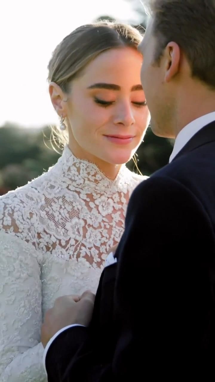 Naomi Biden posó para Vogue con su vestido de novia diseñado por Ralph Lauren