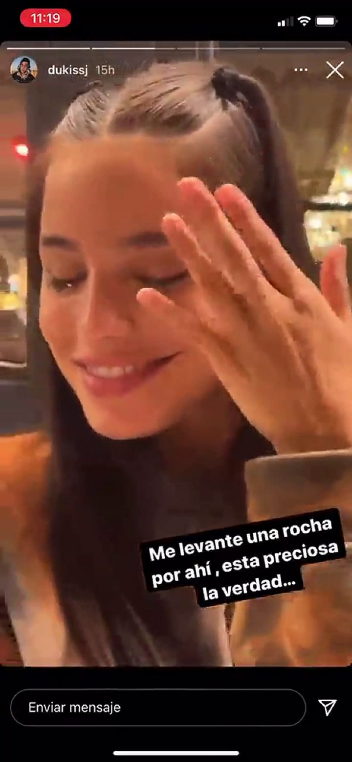 La pícara propuesta de Duki a Emilia Mernes