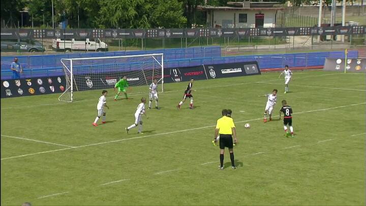 Quién es Claudio Echeverri, el pibe de River que deslumbró en Italia