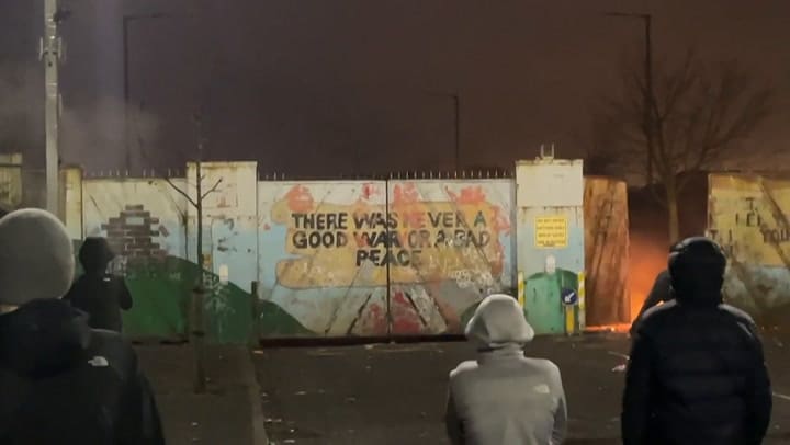 Disturbios en Belfast, Irlanda del Norte - Fuente: AFP