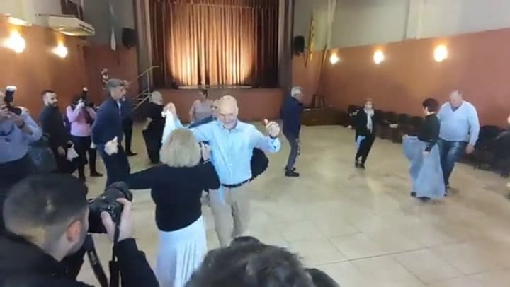 Uno de los videos de Larreta bailando zamba en Mendoza en 2023