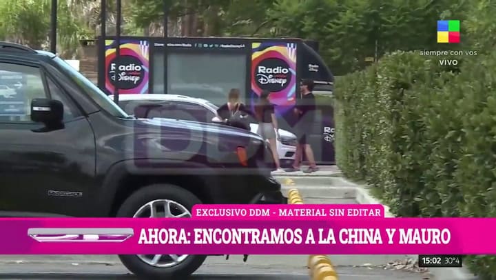 Mauro Icardi acompañó a la China Suárez a su nuevo proyecto laboral con Disney