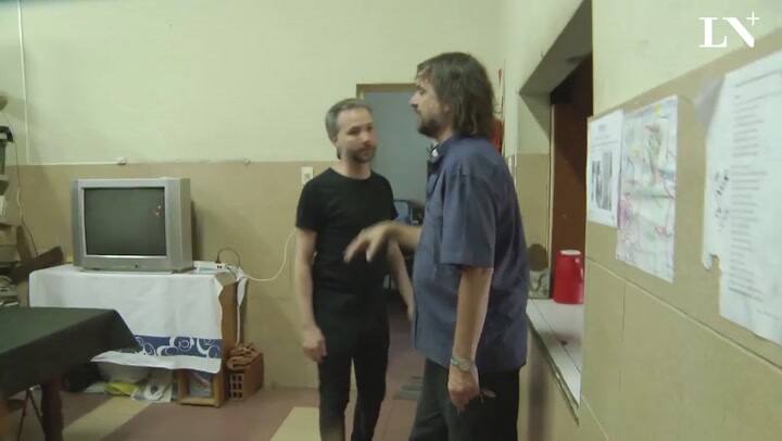 La tarea del padre Pepe en un centro de recuperación de adictos