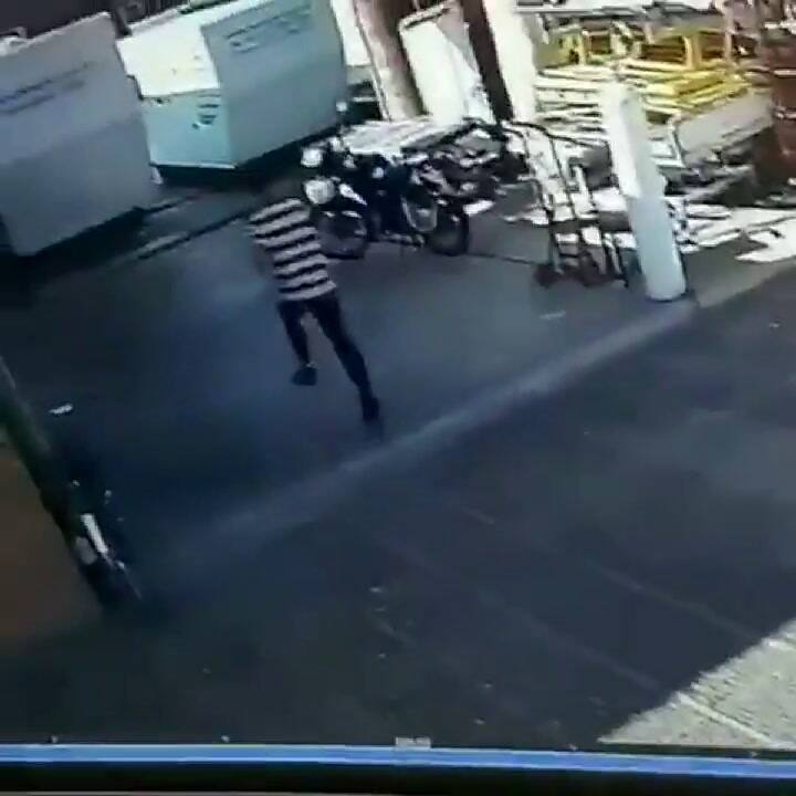 Momento en que un convicto por homicidio se escapó de un hospital de Florencio Varela