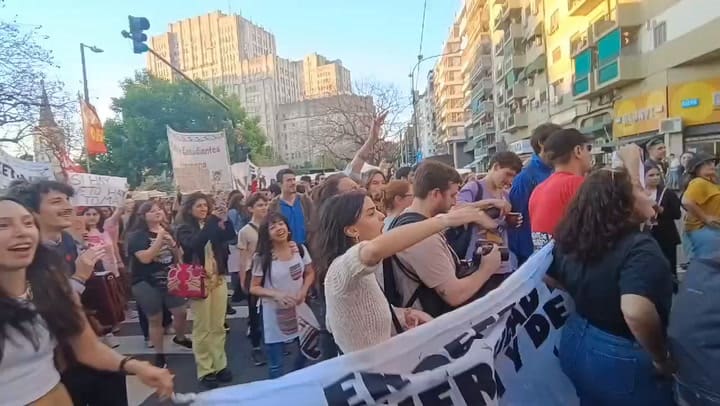 Expulsan a una persona de la marcha de velas
