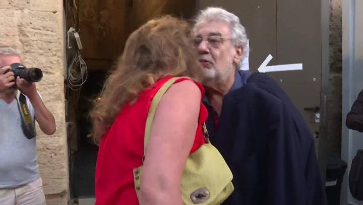 Plácido Domingo pide perdón a las mujeres que lo acusan de acoso sexual - Fuente: AFP