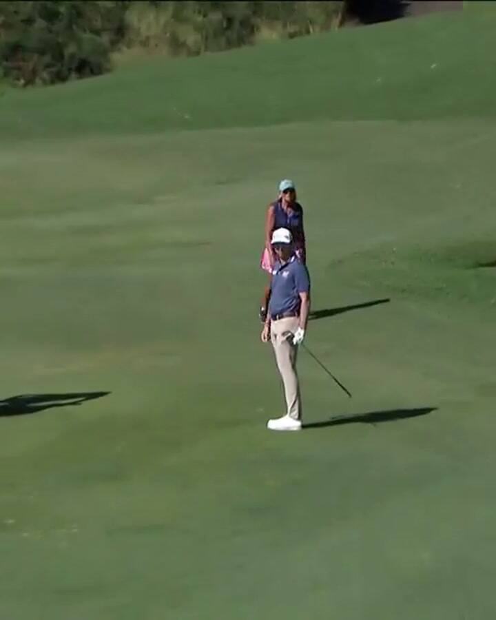 El desafortunado tiro de J. T. Poston en el hoyo 9 de The Sentry en el PGA Tour