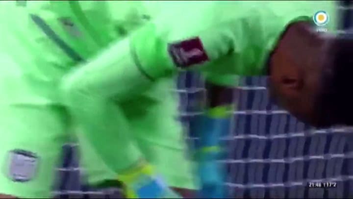 Gol de Messi - Argentina 1 - 0 Ecuador - Fuente: TV Pública