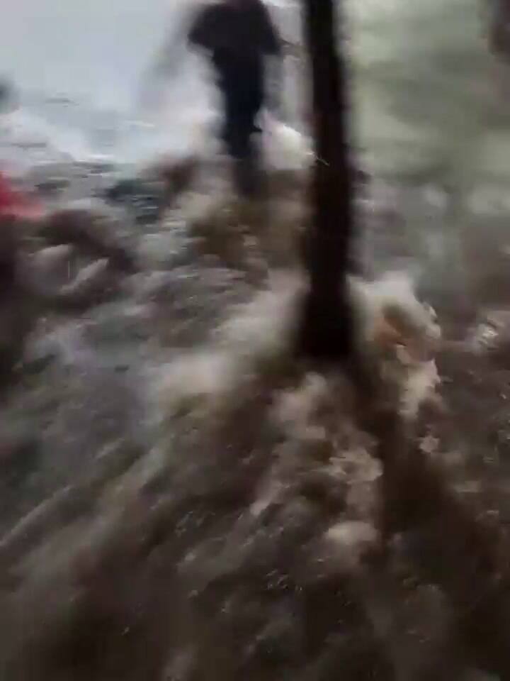 Tras una fuerte tormenta, alarmante inundación en San Miguel de Tucumán - Fuente: Twitter