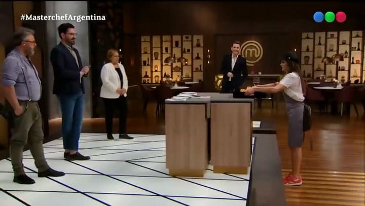 MasterChef Celebrity: Natalie Pérez y el buen uso de las frutillas en una noche de pasión - Fuente: