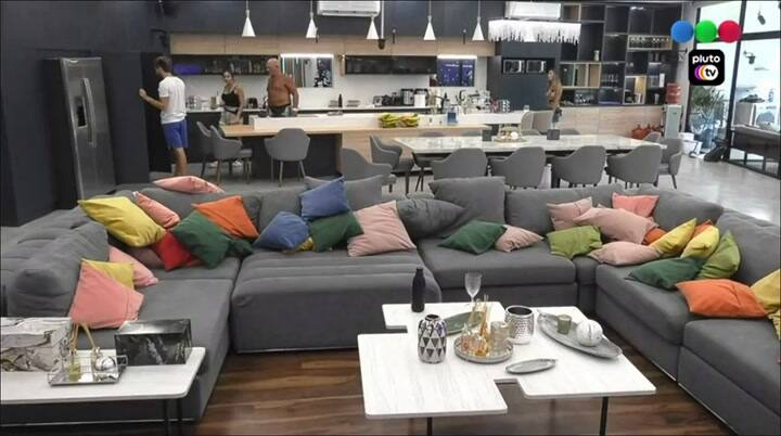 La polémica compra semanal de Juliana y Maxi