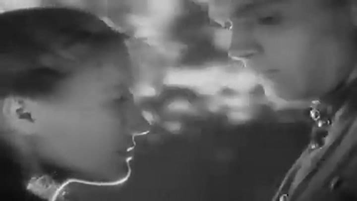 Escena de 'La balada del soldado' - Fuente: YouTube