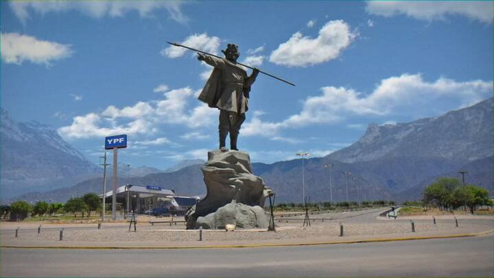 Ypf - tiempo de heroes comunes - a fondo